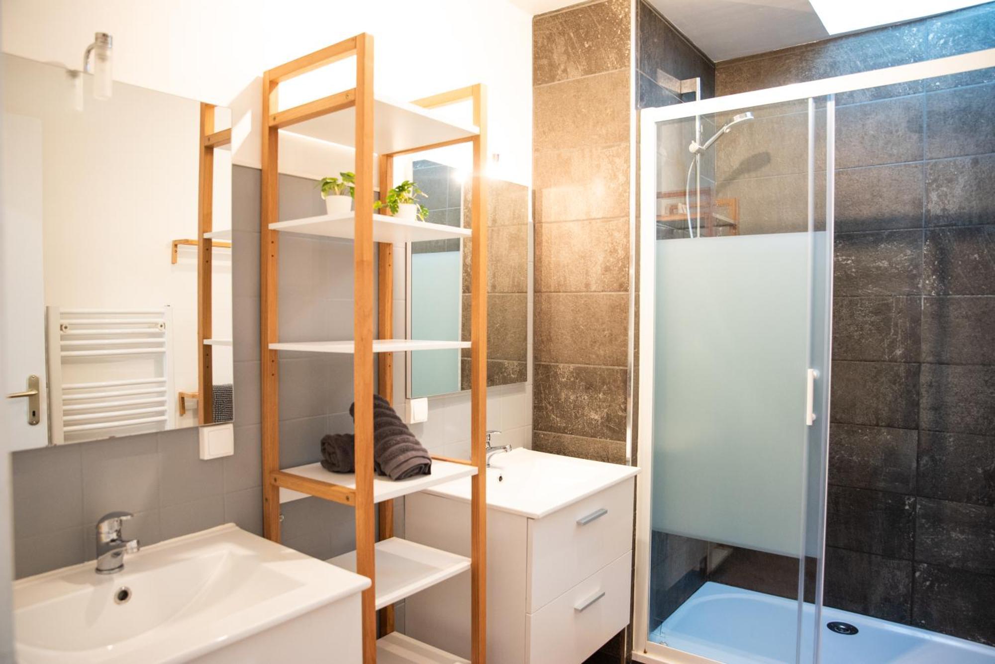 Appartement Chaleureux Au Pied De La Cite Avec Parking Carcassonne Exteriér fotografie